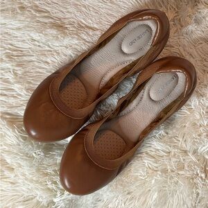 Lands' End Comfort Slip On Leather Ballet Flats Cognac Brown Womens Sz 10D NWOT